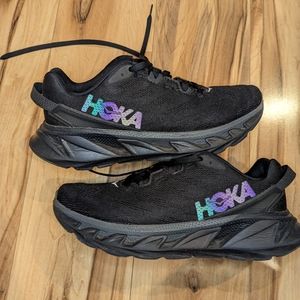 Hoka Sneakers